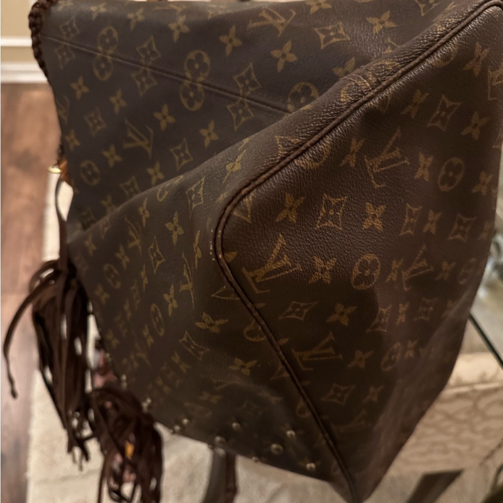 Louis Vuitton Brown Tote with Fringe and Scarf - Picture 13 of 16